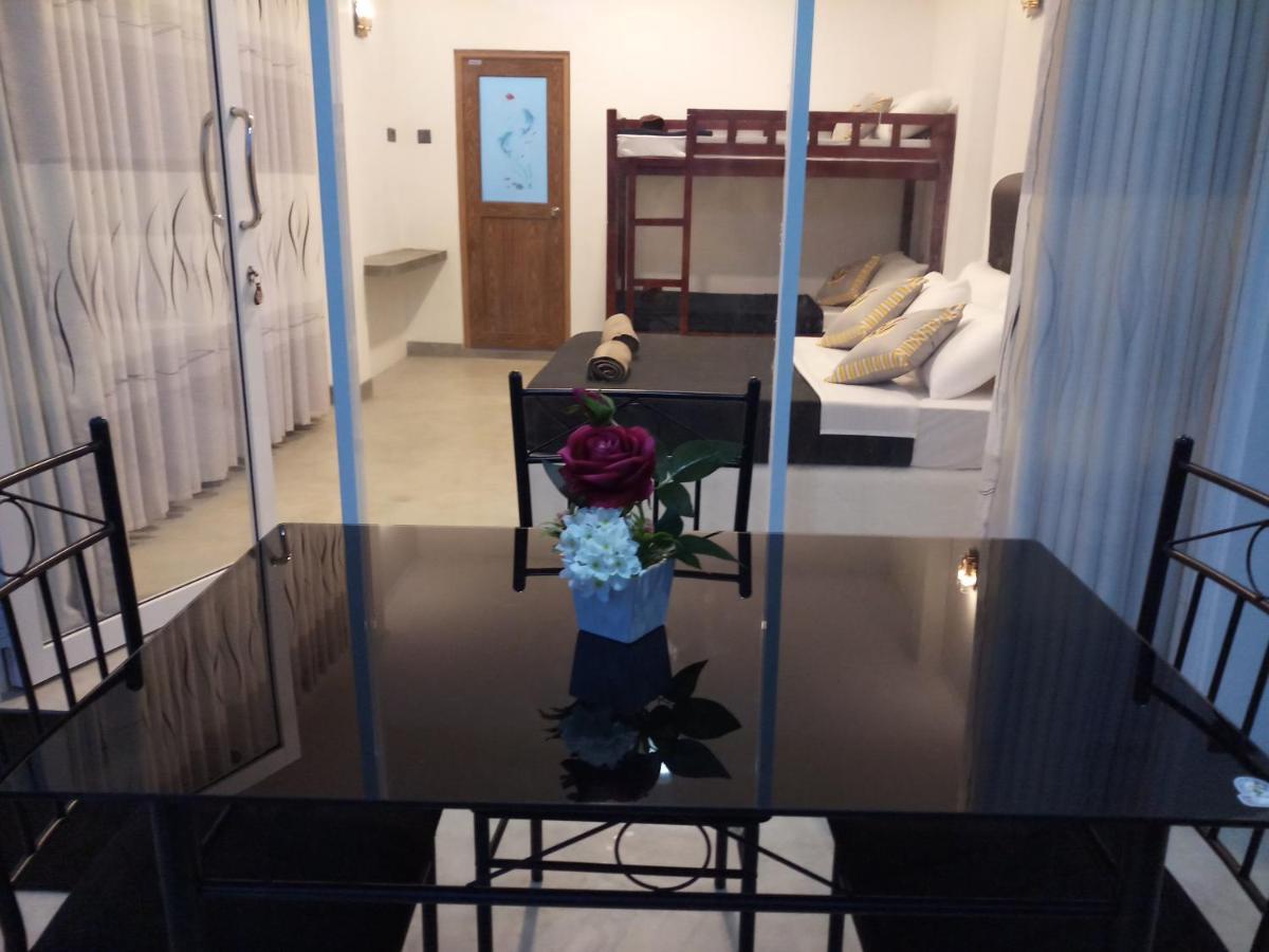 אלה Blossom Inn מראה חיצוני תמונה