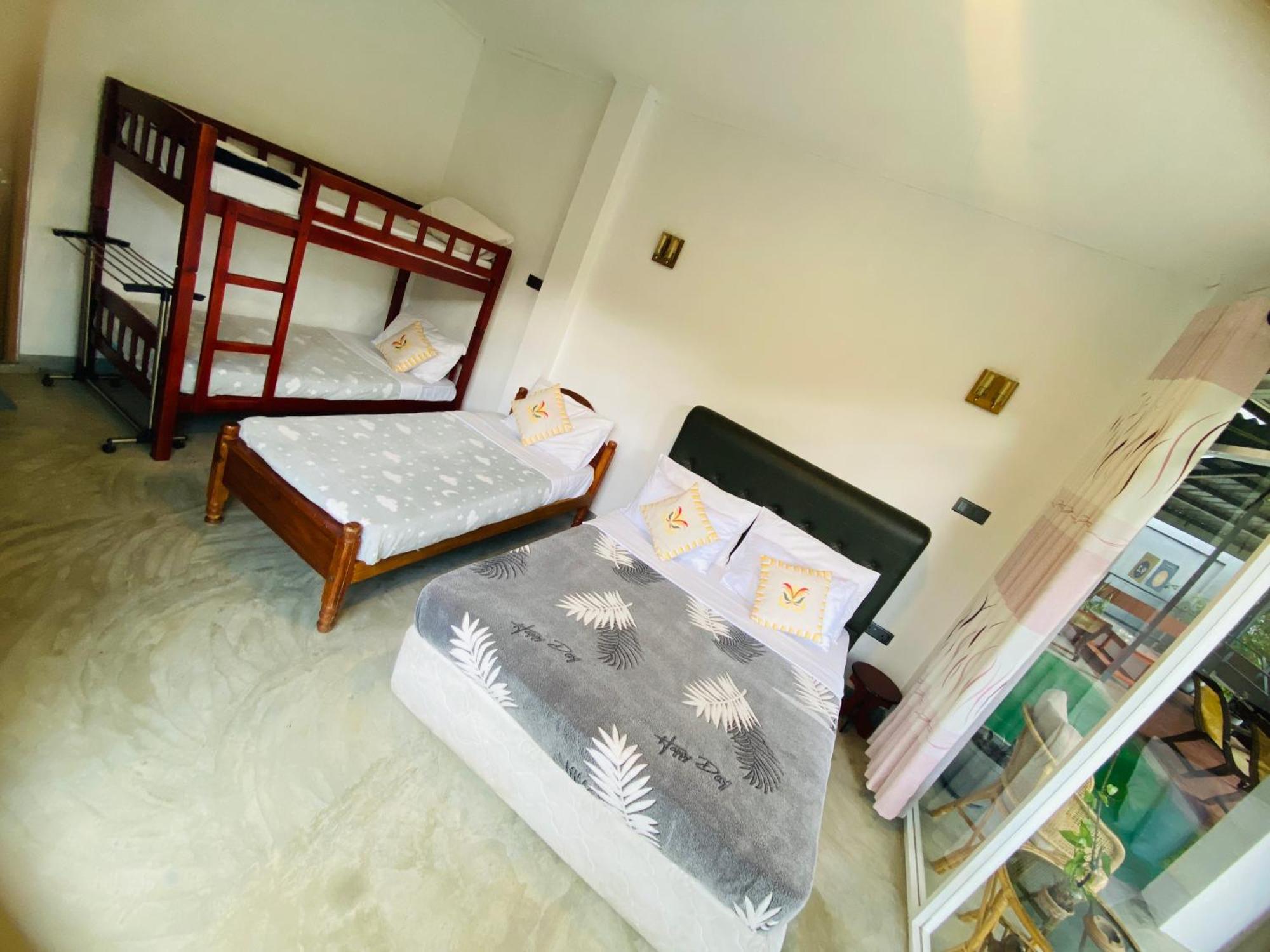 אלה Blossom Inn מראה חיצוני תמונה